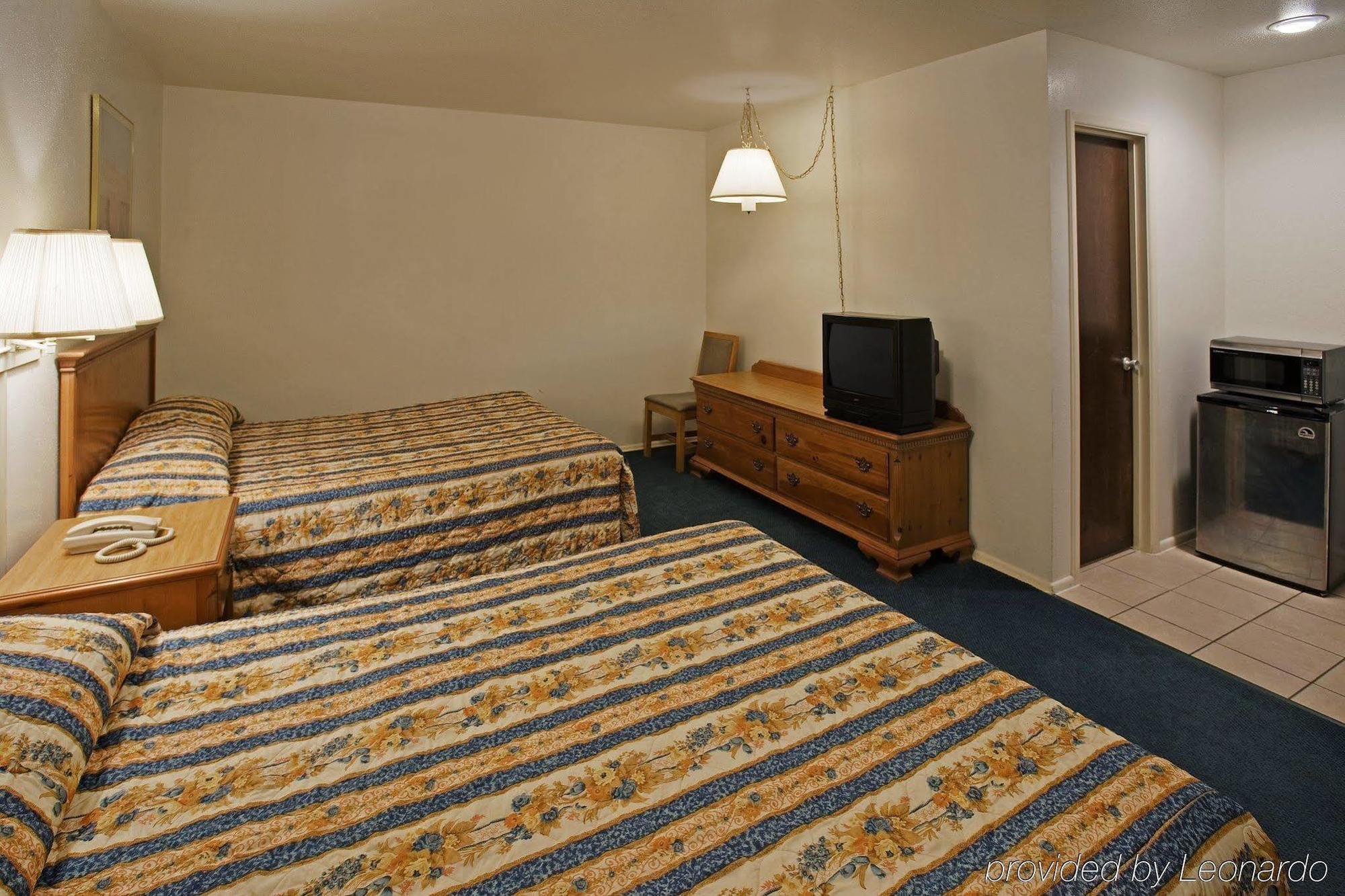 Regency Inn Hondo ห้อง รูปภาพ